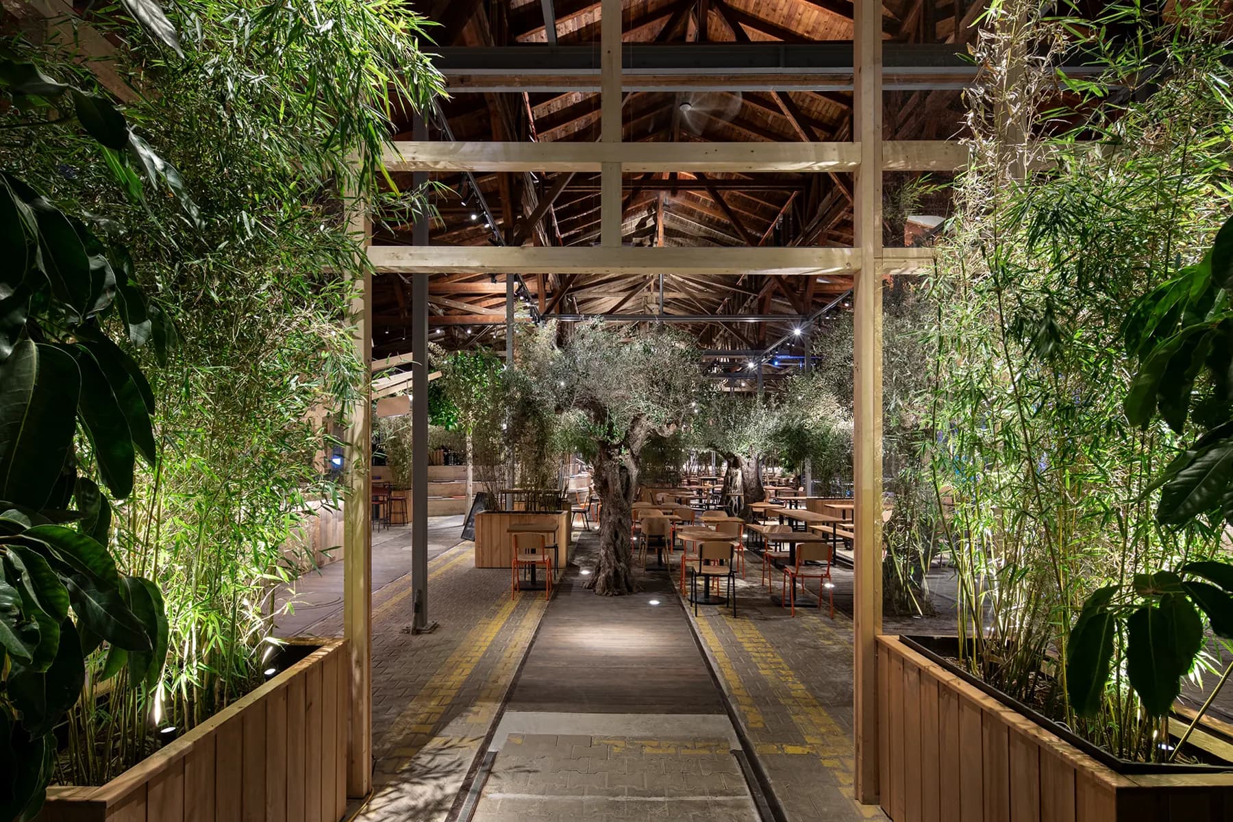 Gleis Garten vertical project frame 1