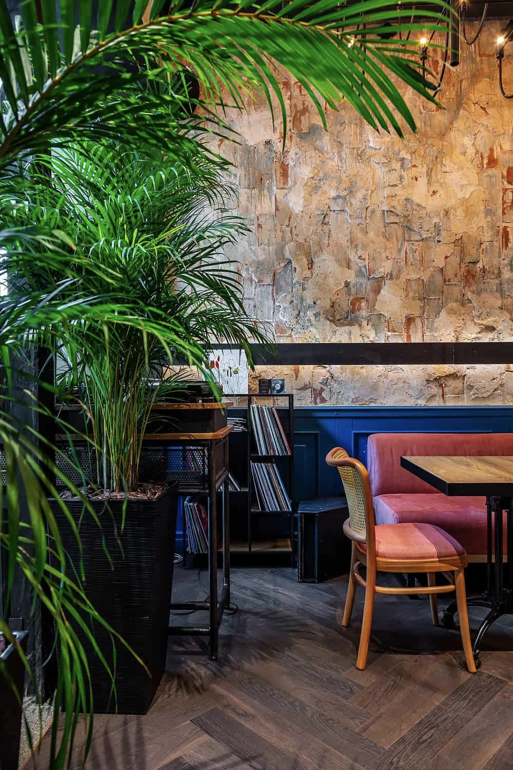 NIPPER BAR gallery image 12