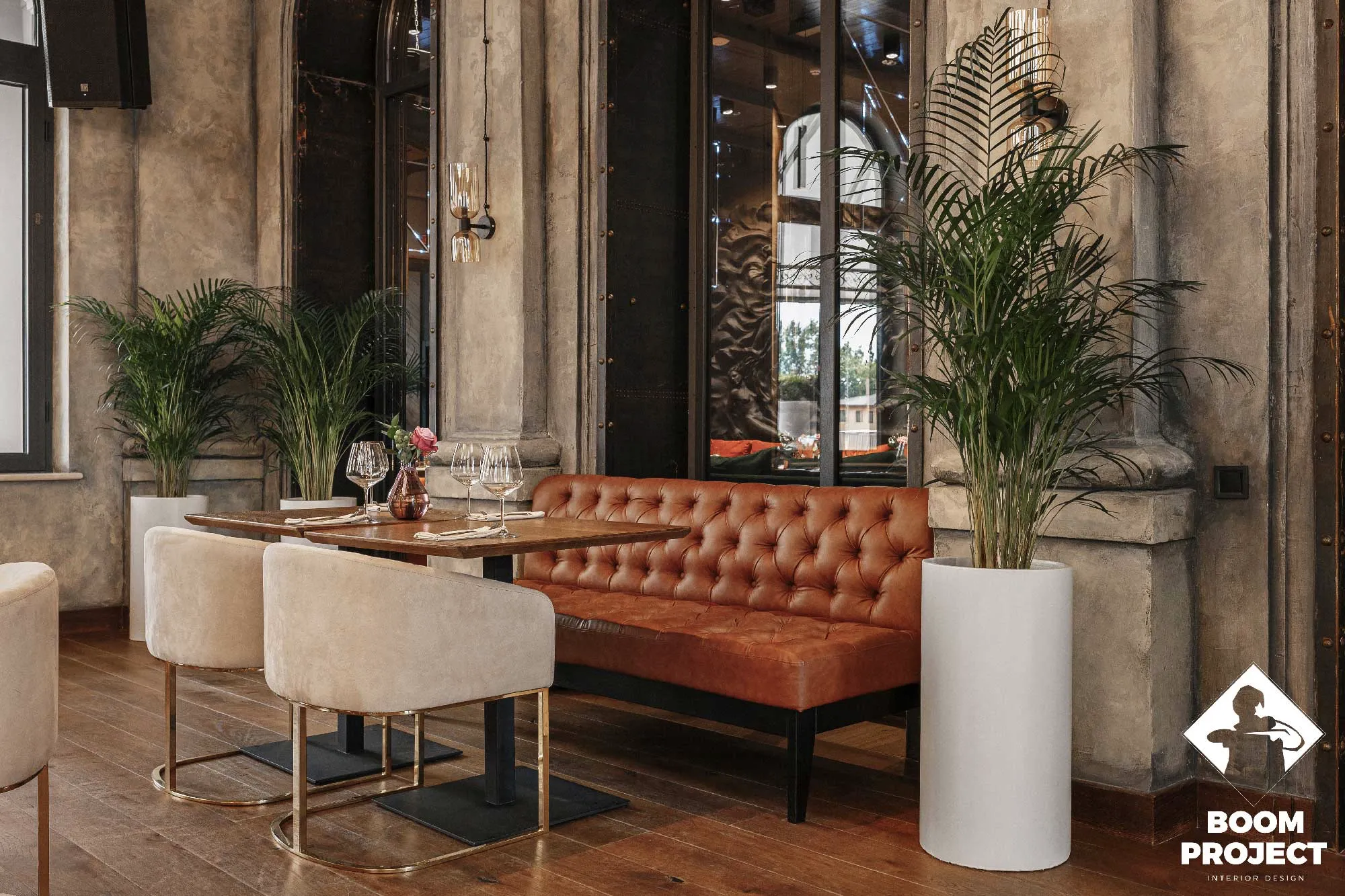 Interior design project. QUEEN Odessa restaurant. gallery image 4